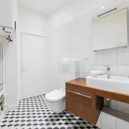 Cosy Refait A Neuf - 19 - 4p * Paris